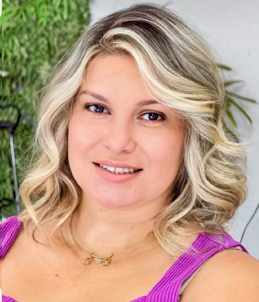 Aline Canali, especialista em doces finos artesanais