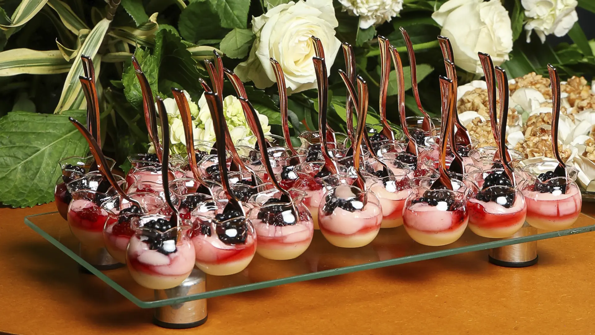 Detalhe de doces finos com acabamento delicado e sofisticado